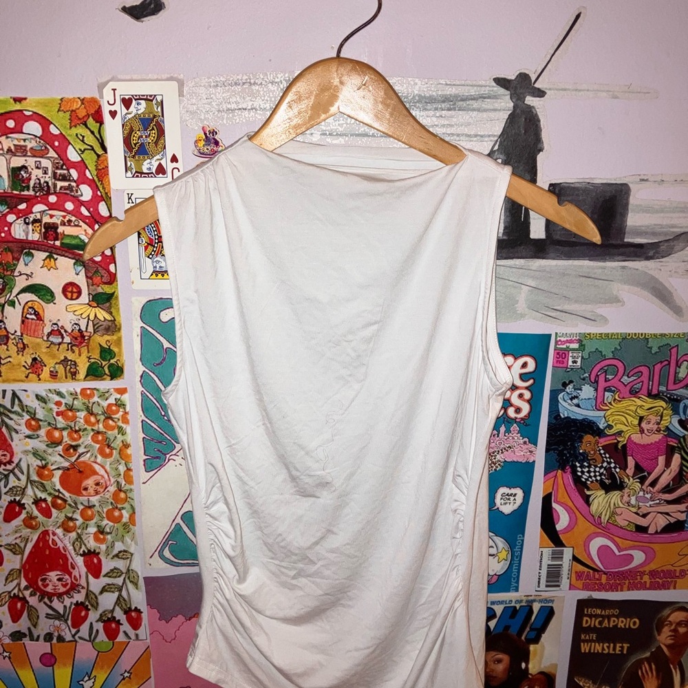 LUYAA White Sleeveless Top